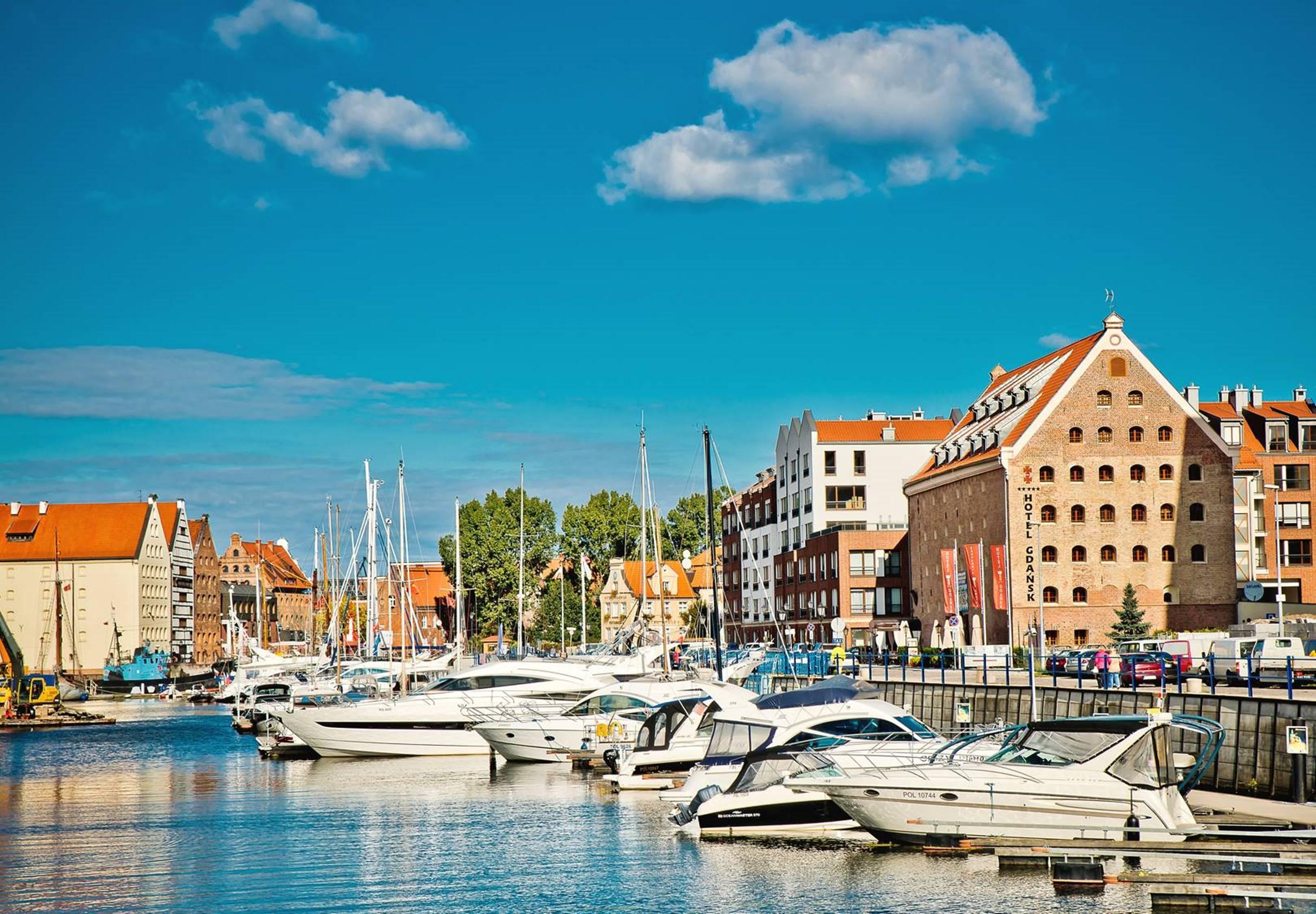 Hotel Gdansk Boutique Bagian luar foto The port of Gdańsk